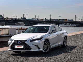 2021 Lexus ES 300h VII Рестайлинг, белый, 5150000 рублей, вид 5
