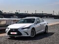 2021 Lexus ES 300h VII Рестайлинг, белый, 5150000 рублей - вид 4