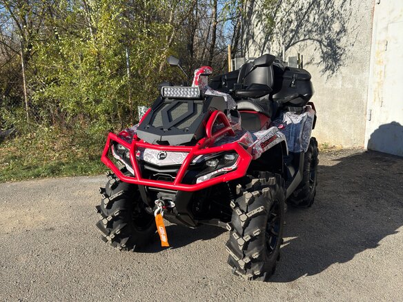 2025 BRP Can-Am Outlander X MR 1000R, серебристый, 2400000 рублей