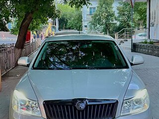 2012 Skoda Octavia II (A5) Рестайлинг, серый, 750000 рублей, вид 4