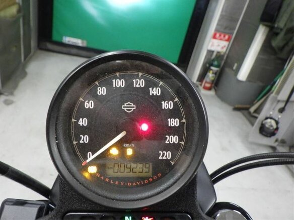 2016 Harley-Davidson Sportster 883, пурпурный, 950000 рублей - вид 6