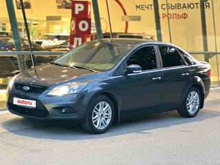 2010 Ford Focus II Рестайлинг, серый, 790000 рублей, вид 3