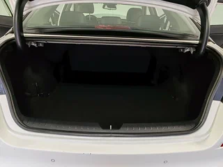 2020 Kia Optima IV Рестайлинг, белый, 1849000 рублей, вид 4