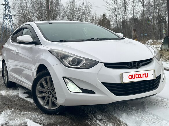 2014 Hyundai Elantra V (MD) Рестайлинг, белый, 1300000 рублей