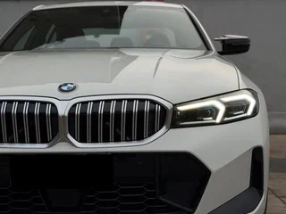 2023 BMW 3 серии 320i VII (G2x) Рестайлинг, белый, 3230000 рублей, вид 2