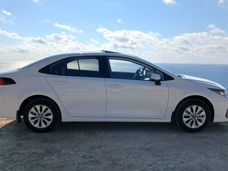 2020 Toyota Corolla XII (E210), белый, 1680000 рублей, вид 5