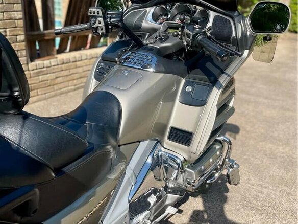 2003 Honda GL 1800 Gold Wing, серый, 670000 рублей - вид 5