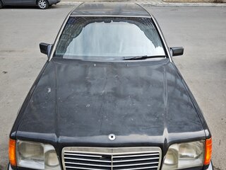 1992 Mercedes-Benz W124 200, чёрный, 150000 рублей, вид 3