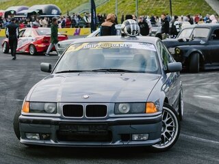 1992 BMW 3 серии 318i III (E36), серый, 1390000 рублей, вид 3
