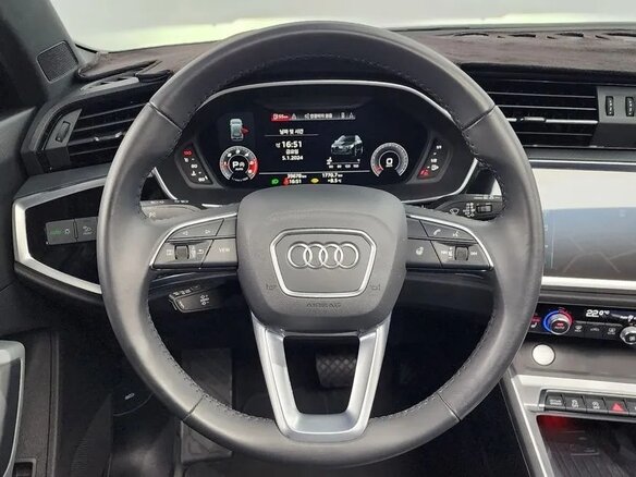 2021 Audi Q3 35 TDI II (F3), белый, 2800000 рублей - вид 12