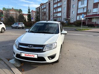2018 Lada (ВАЗ) Granta I, белый, 500000 рублей, вид 1