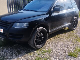2006 Volkswagen Touareg I, чёрный, 621000 рублей, вид 2