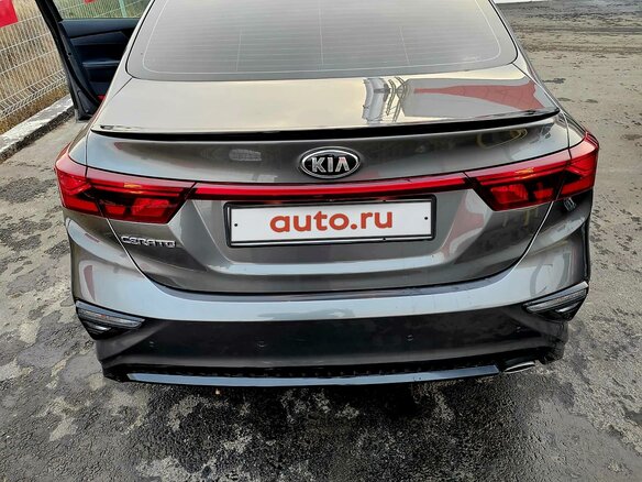 2021 Kia Cerato IV, серый, 2240000 рублей - вид 5