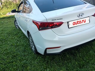 2018 Hyundai Solaris II, белый, 1300000 рублей, вид 4