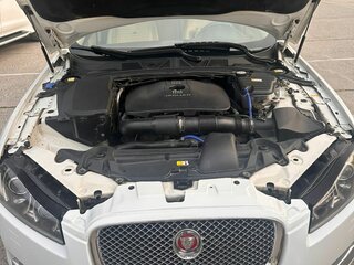 2015 Jaguar XF I Рестайлинг, белый, 2130000 рублей, вид 2