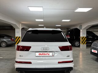 2015 Audi Q7 II (4M), белый, 3799000 рублей, вид 4