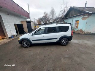 2018 Lada (ВАЗ) Largus Cross I, белый, 650000 рублей, вид 4