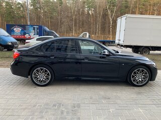 2016 BMW 3 серии 320i xDrive VI (F3x) Рестайлинг, чёрный, 2500000 рублей, вид 4