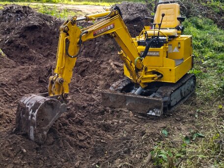 2011 Yanmar YB, жёлтый, 950000 рублей, вид 2