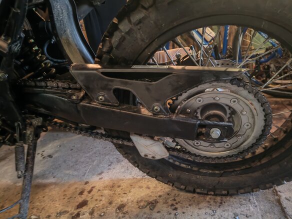 2026 Loncin DS250, белый - вид 16