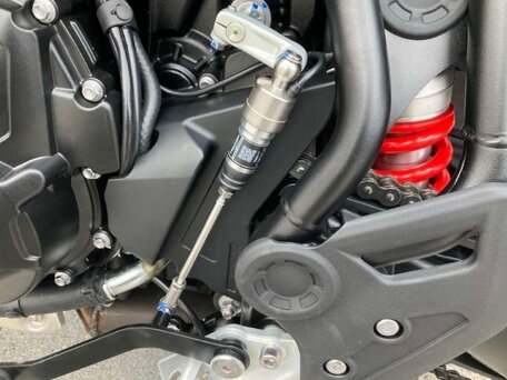 2025 Triumph Tiger 900, красный, 1990000 рублей, вид 3