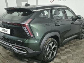 2025 Geely Atlas II, зелёный, 3527044 рублей, вид 2