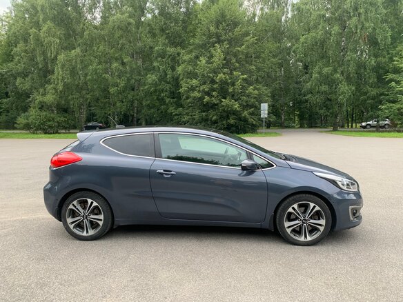 2016 Kia Ceed II Рестайлинг, синий, 1290000 рублей - вид 3