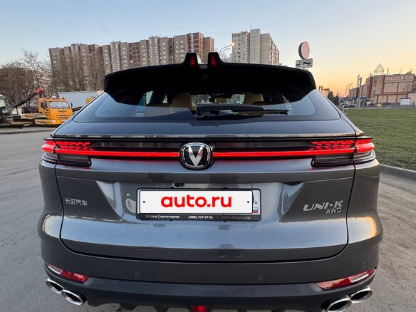 2023 Changan UNI-K, серый, 3300000 рублей - вид 25