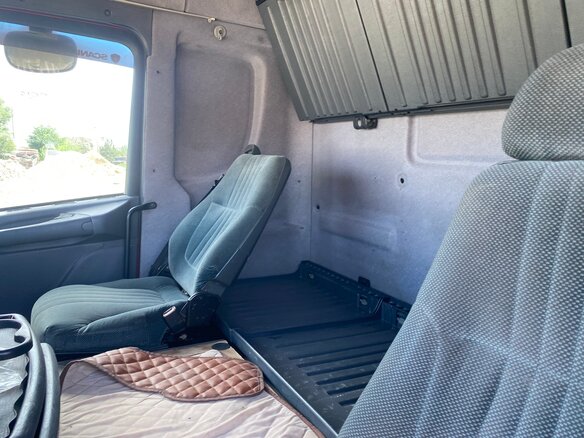 2007 Scania 4-Series, красный, 2550000 рублей - вид 13