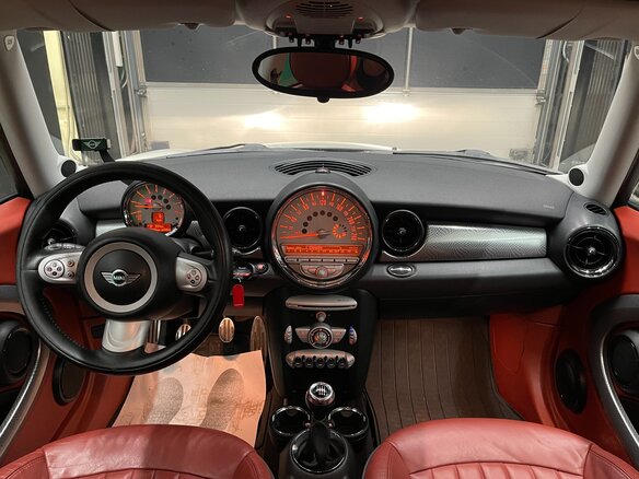 2008 Mini Hatch Cooper S II (R56), белый, 900000 рублей - вид 9