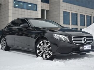 2018 Mercedes-Benz E-Класс 200 V (W213, S213, C238), чёрный, 2950000 рублей, вид 2