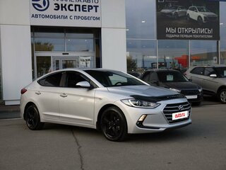 2017 Hyundai Elantra VI (AD), серебристый, 1300000 рублей, вид 5