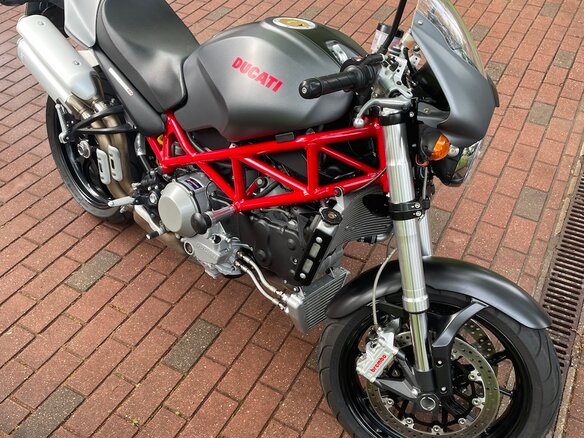 2006 Ducati Monster S4, серый, 1500000 рублей - вид 14