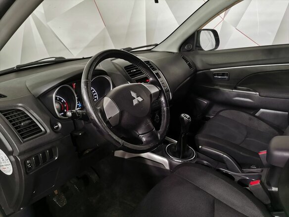 2010 Mitsubishi ASX I, коричневый, 945000 рублей - вид 17