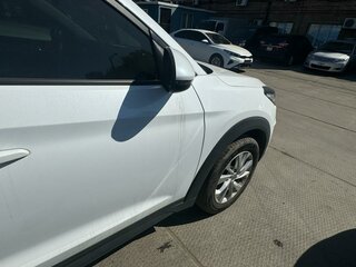 2020 Hyundai Tucson III Рестайлинг, белый, 2300000 рублей, вид 4