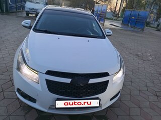2011 Chevrolet Cruze I, белый, 800000 рублей, вид 2