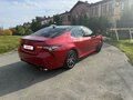 2021 Toyota Camry VIII (XV70) Рестайлинг, красный, 3550000 рублей - вид 3