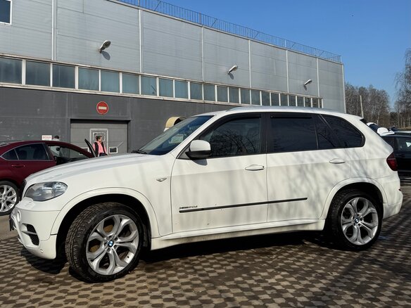 2012 BMW X5 30d II (E70) Рестайлинг, белый, 2350000 рублей - вид 10