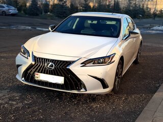 2022 Lexus ES 200 VII Рестайлинг, белый, 5500000 рублей, вид 2