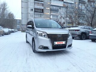 2015 Toyota Esquire I, серый, 1800000 рублей, вид 1