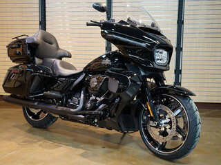 2025 Harley-Davidson Street Glide Ultra, чёрный, 4250000 рублей, вид 1
