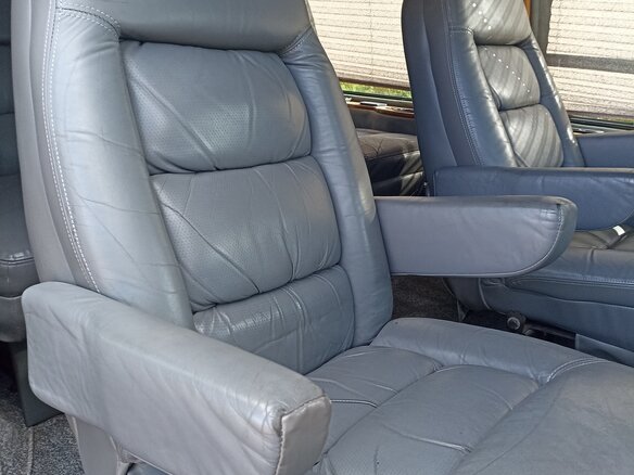 2000 Chevrolet Express I, чёрный, 1230000 рублей - вид 29