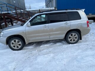 2001 Toyota Kluger I (XU20), серебристый, 1100000 рублей, вид 3