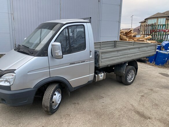 2011 ГАЗ ГАЗель (3302), серебристый, 980000 рублей - вид 3