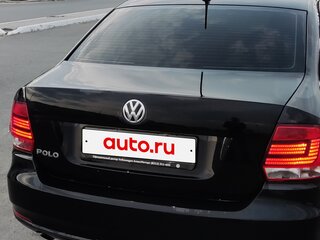 2017 Volkswagen Polo V Рестайлинг, чёрный, 1341999 рублей, вид 5