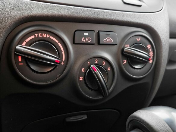 2010 Kia Rio II Рестайлинг, чёрный, 579000 рублей - вид 17