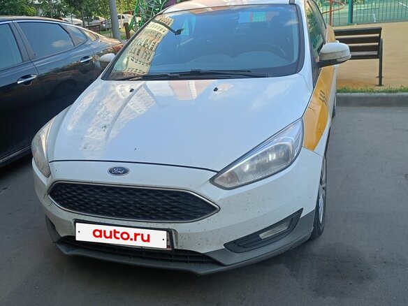2017 Ford Focus III Рестайлинг, белый, 1080000 рублей