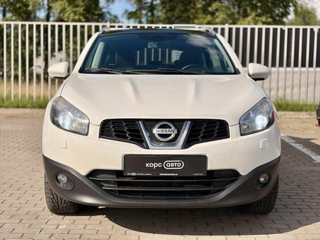 2011 Nissan Qashqai I Рестайлинг, белый, 1036000 рублей, вид 2