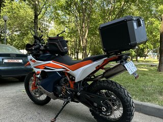2023 KTM 890 Adventure R, оранжевый, 1800000 рублей, вид 3