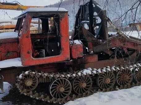 1990 АТЗ ТТ-4, пурпурный, 400000 рублей, вид 3
